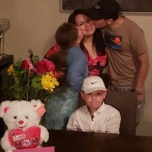 Meet your Posher, Angel adrian